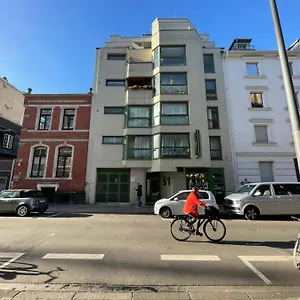 Modernes In Der Innenstadt Apartment Köln